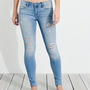 Hollister stretch Low-Rise Super Skinny Jeans